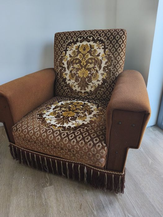 Poltrona vintage em veludo