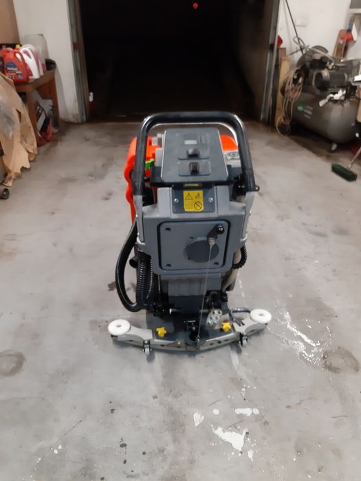 Hakomatic b45, Hako, Szorowarka, Myjka do posadzek.