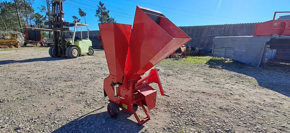 Biotriturador para tractor MG 150