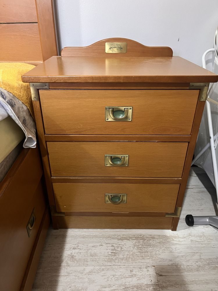 Conjunto de Quarto com Colchao e Comoda