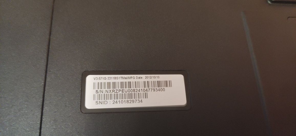 Ноутбук 15.6 Acer V3-571G/ i3 3110M 2.4Ghz/8Gb/SSD480 HDD 1Tb/ GT640M