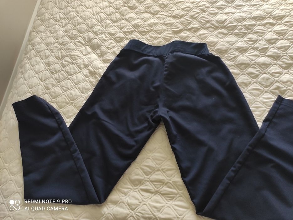 Нарядний костюм для вагітної