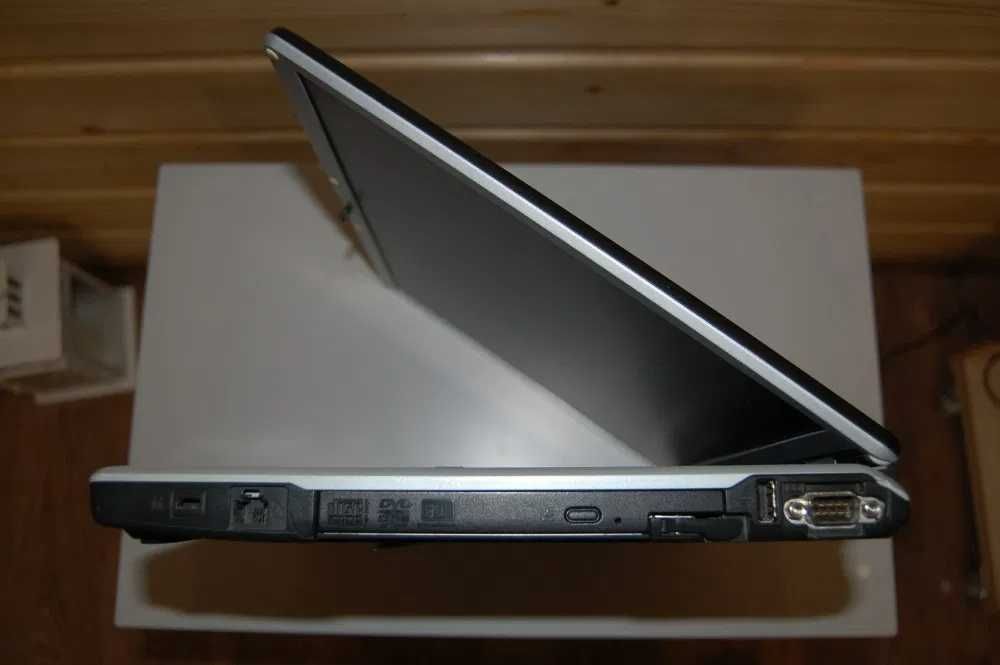 Laptop Fujitsu Siemens e8110 Core 2 DUO 2x1,66/2/160 SPRAWNY