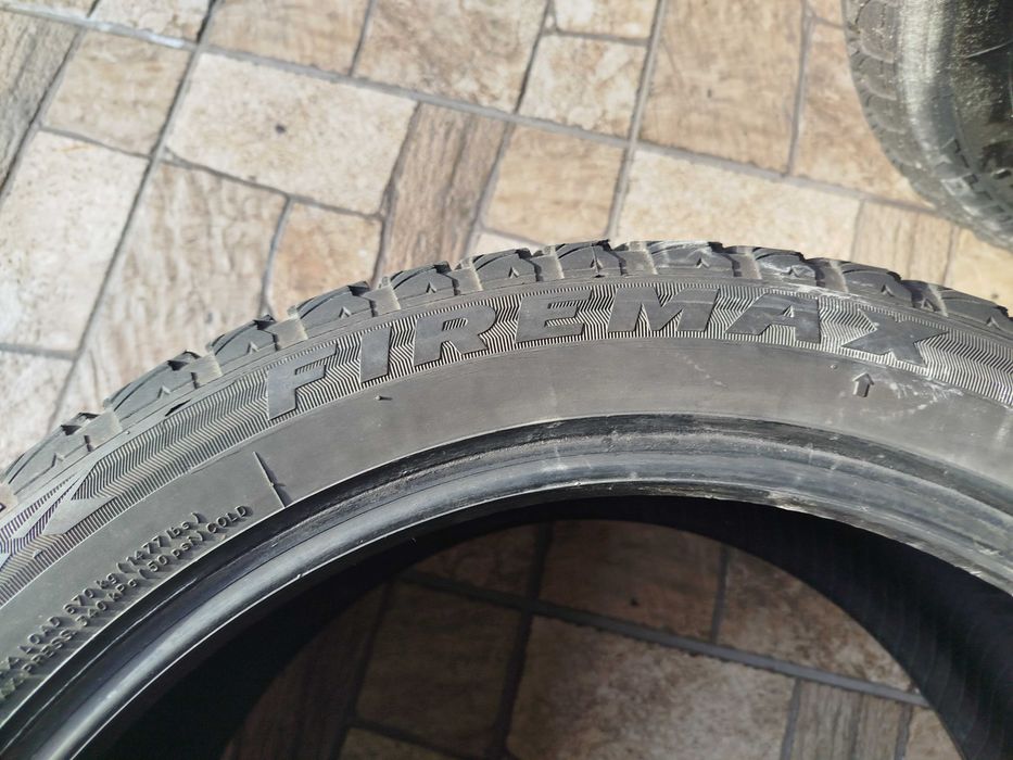 Зимняя резина 2245 45 17 Firemax