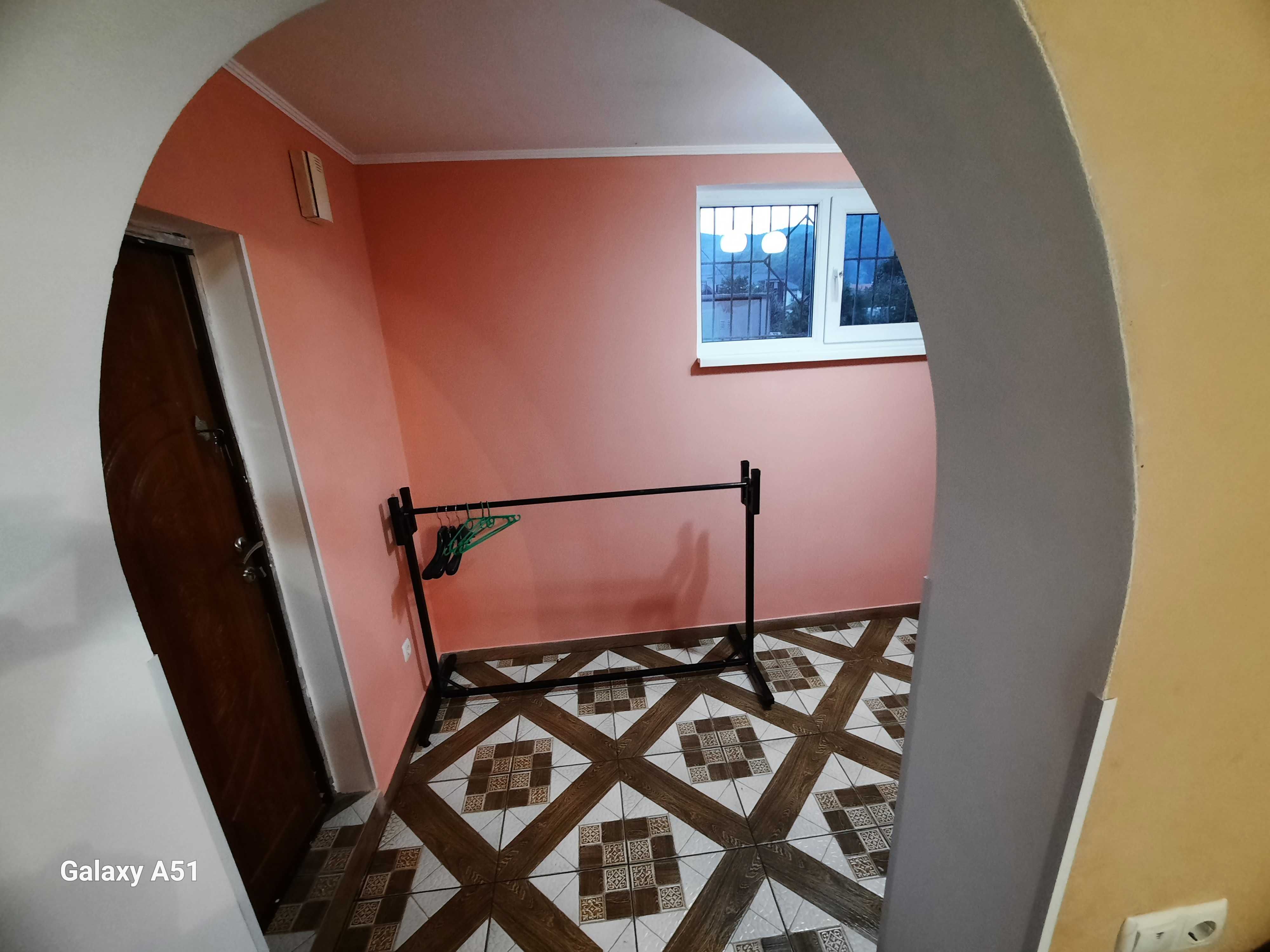 Продам будинок Рахів