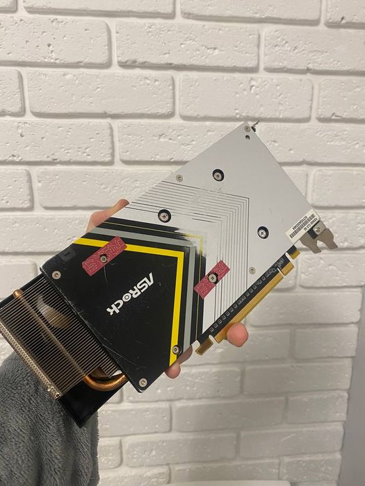 Відеокарта Amd radeon rx 5600 xt
