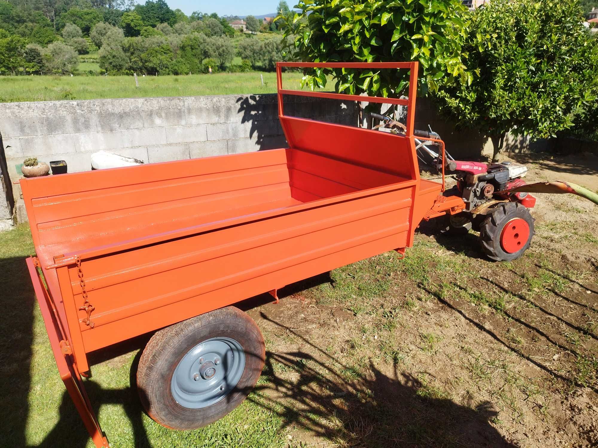 Honda f560 com reboque e acessórios
