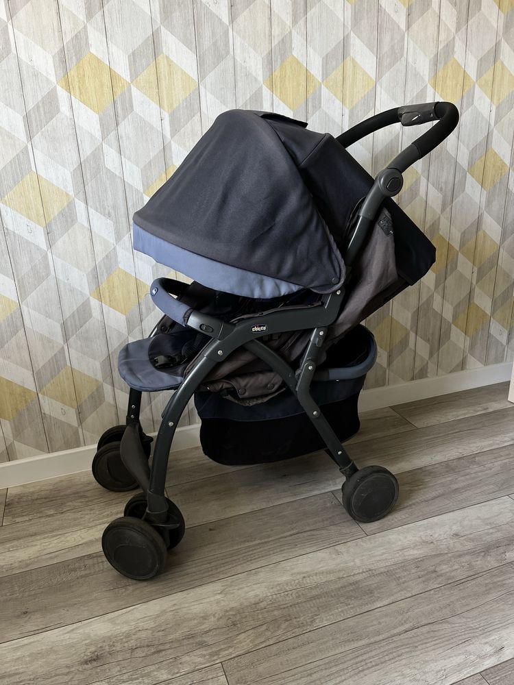Коляска Chicco Simplicity