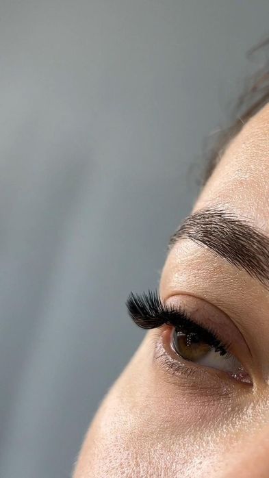 Наращивание ресниц Вишневое