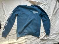 Bluza House z napisem "NASA"