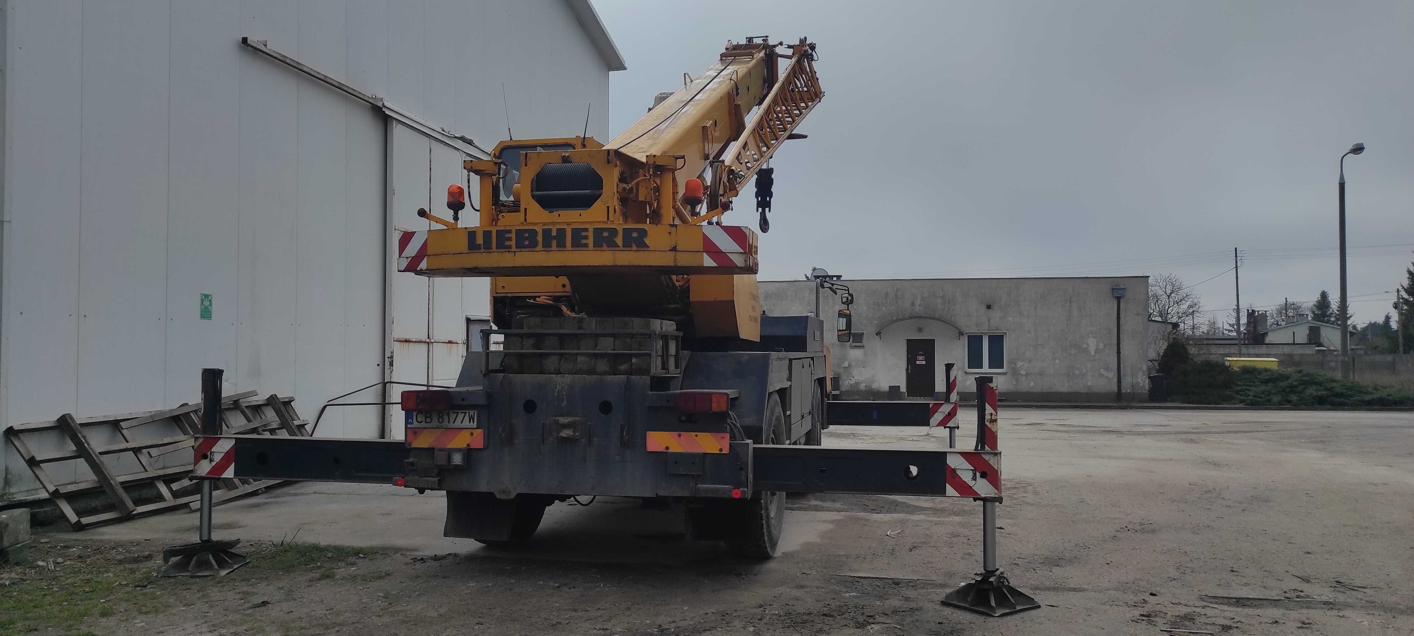 Żuraw Liebherr LTM 1025, udźwig 25 ton