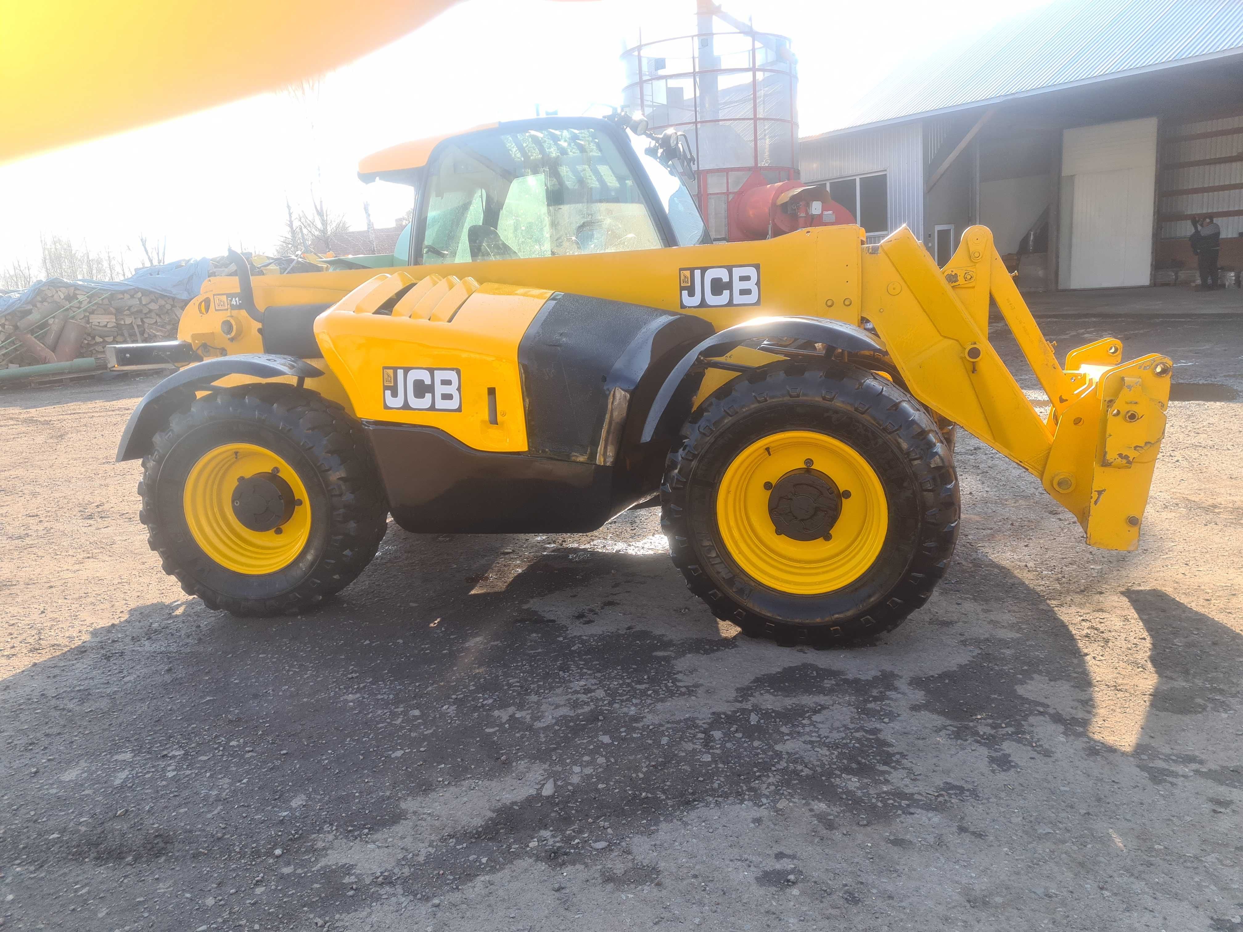 Телескопічні навантажувачі jcb 541.70