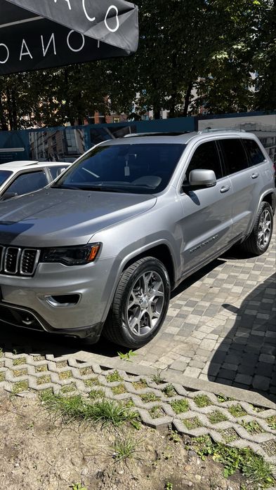 Продам Jeep Grand Cherokee
