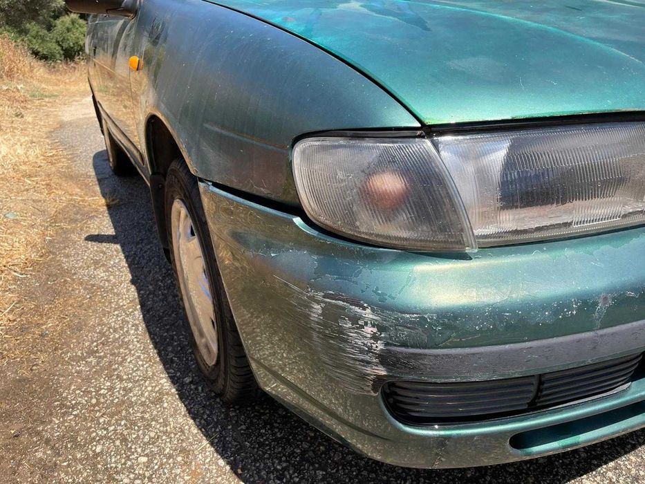 Nissan Almera 2.0D Comercial 1996 - a andar, ideal para peças.