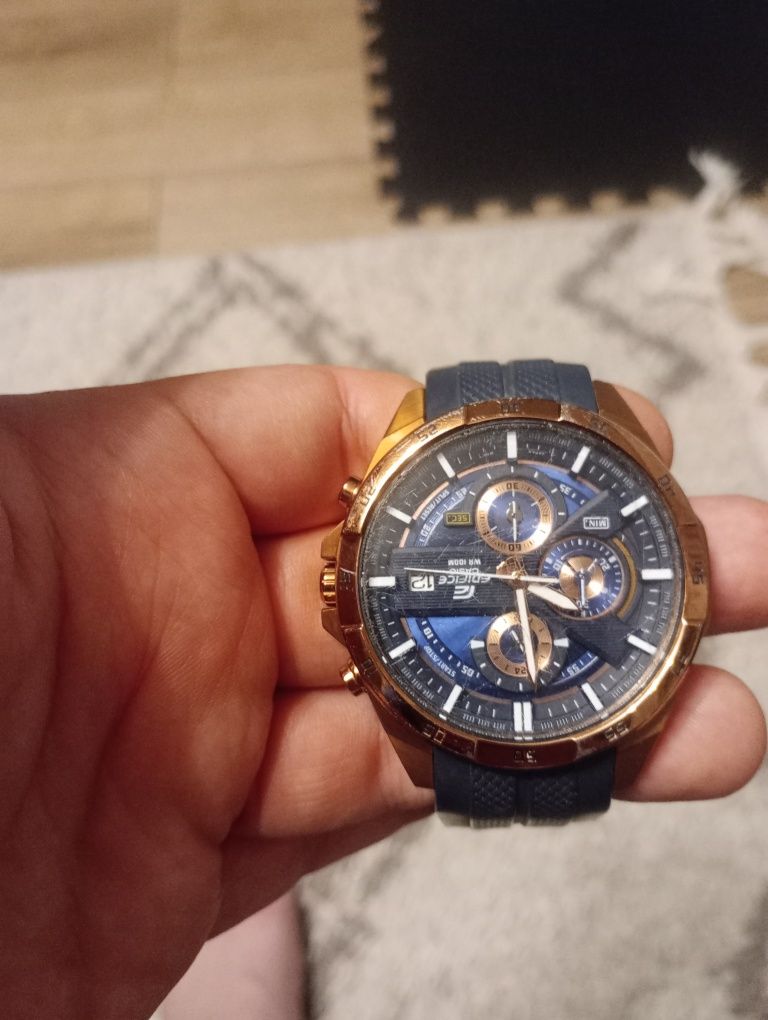 Zegarek Casio Edifice duża tarcza analogowy