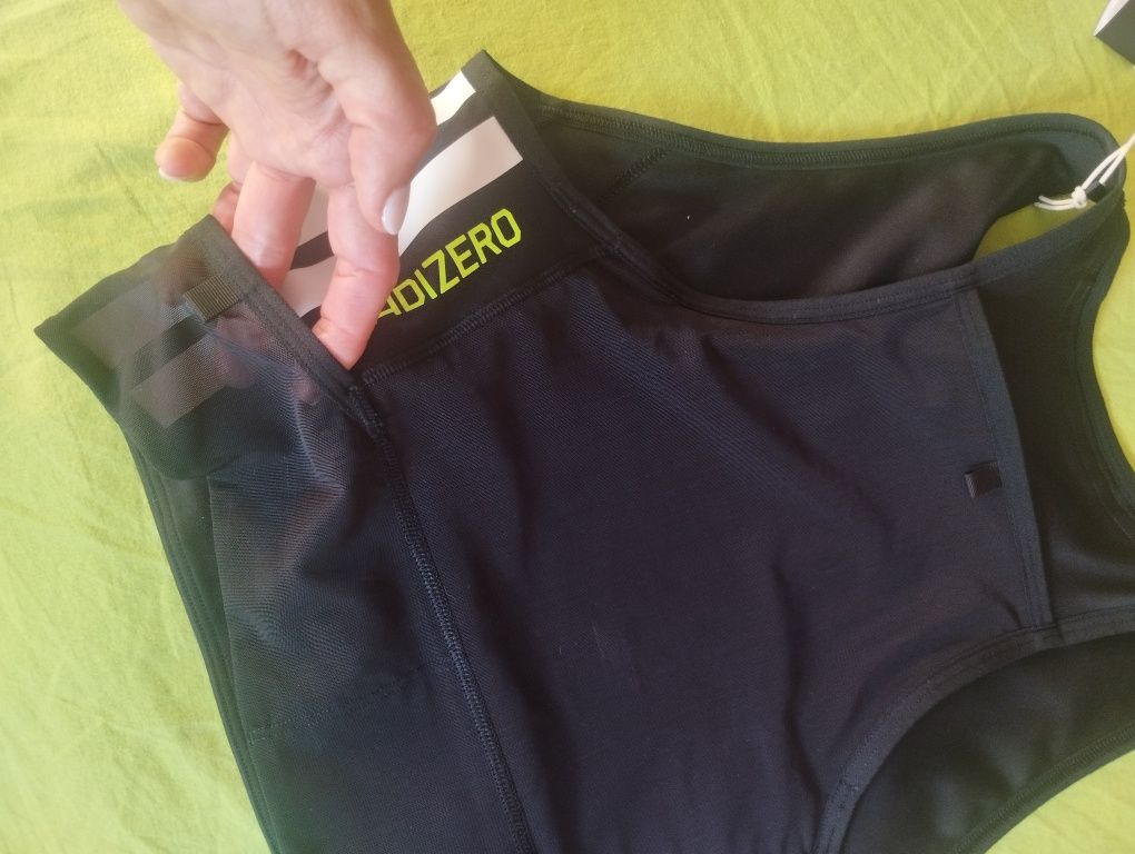 Top corrida Adidas Adizero