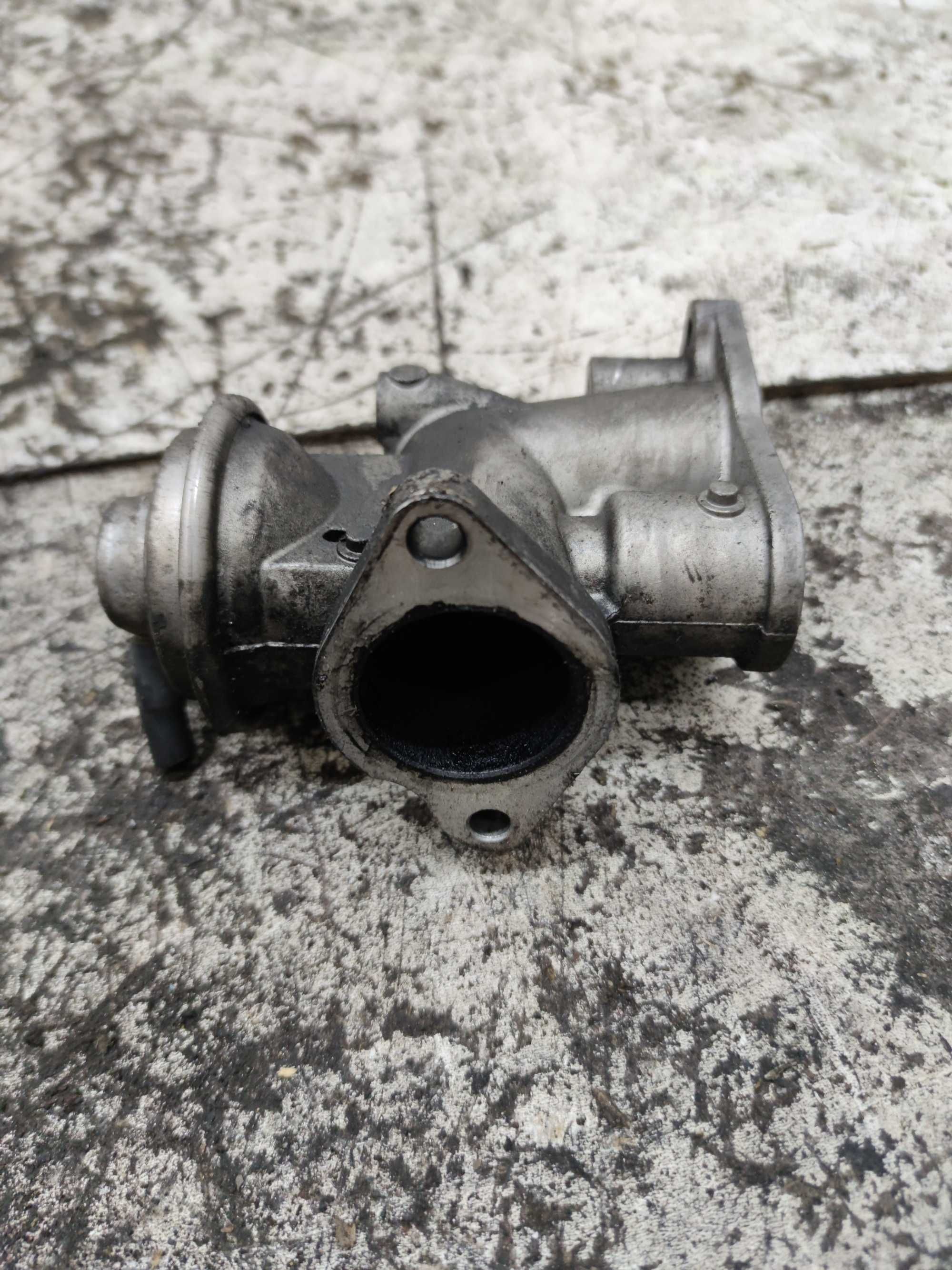 Honda Civic VII 1.7 CDTI Zawór EGR Zawór Recylkulacji Spalin