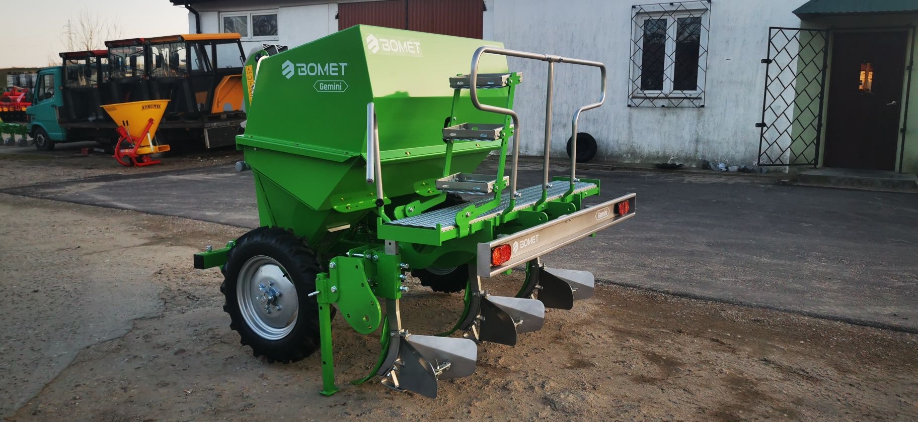 Od ręki! Sadzarka do ziemniaków 800l GEMINI 67.5-80cm 75-90 cm Brutto
