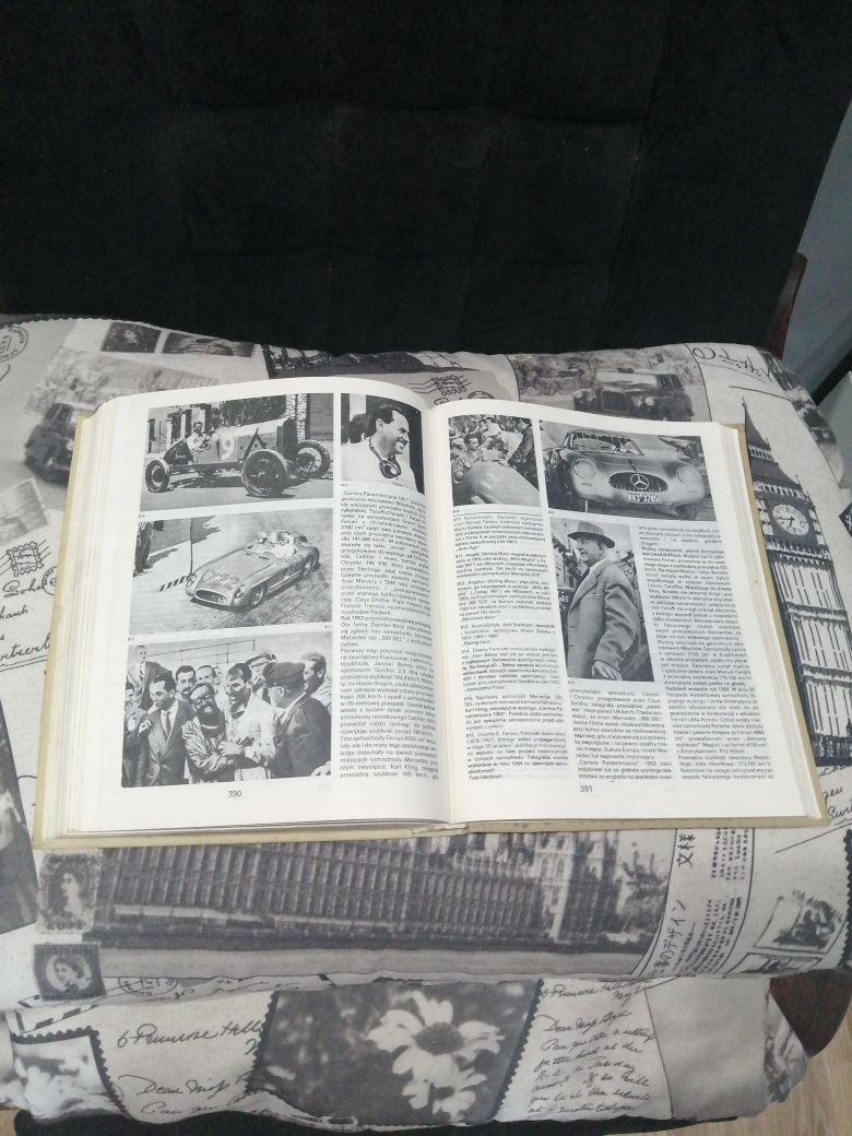 Książka Dzieje samochodu rok wydania 1987.