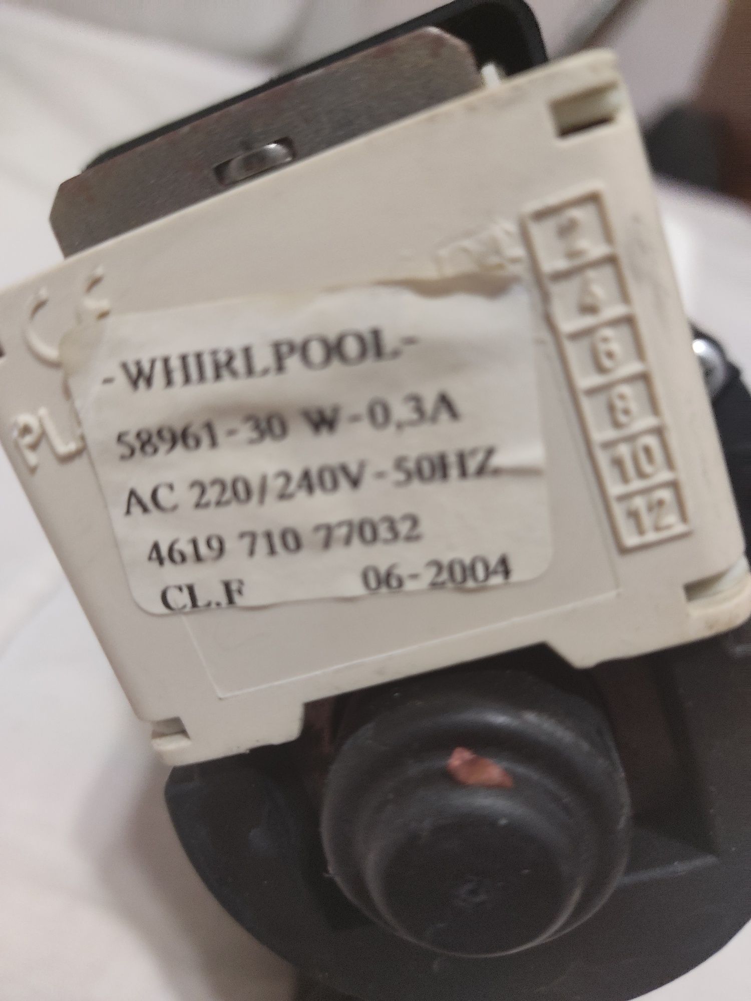 Перекачивающий  насос стиральной машины wihrpool