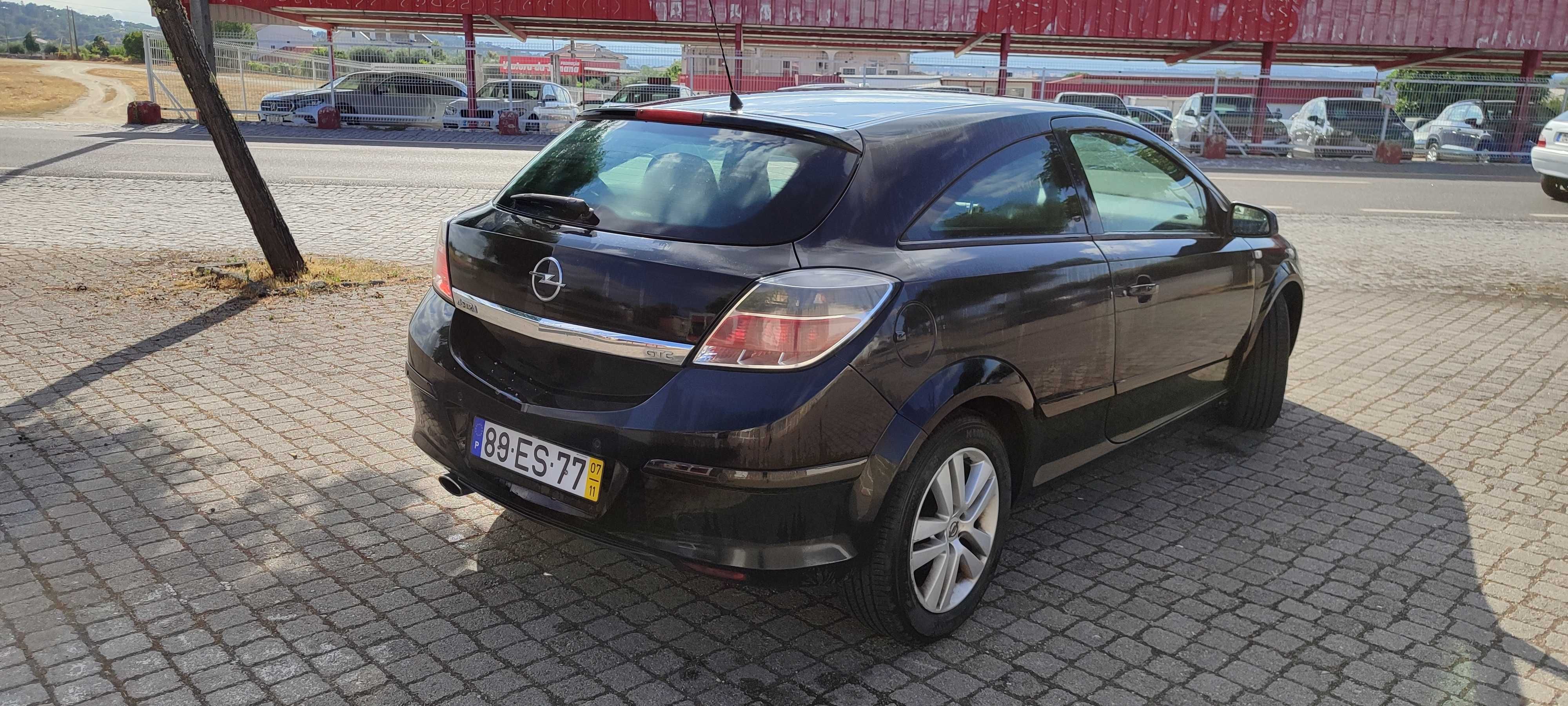 Opel astra GTC bom estado geral