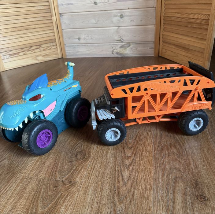 Трек хот вілс. Трек Hot Wheels