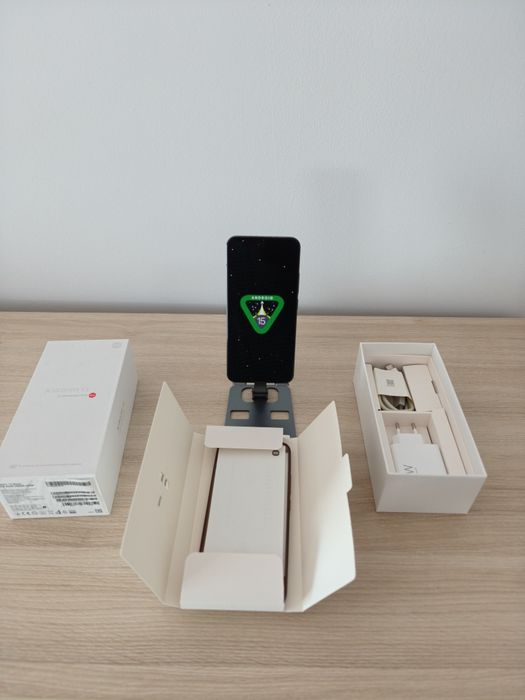 Xiaomi 13 | 256GB Rom | 8GB Ram | Lentes Leica