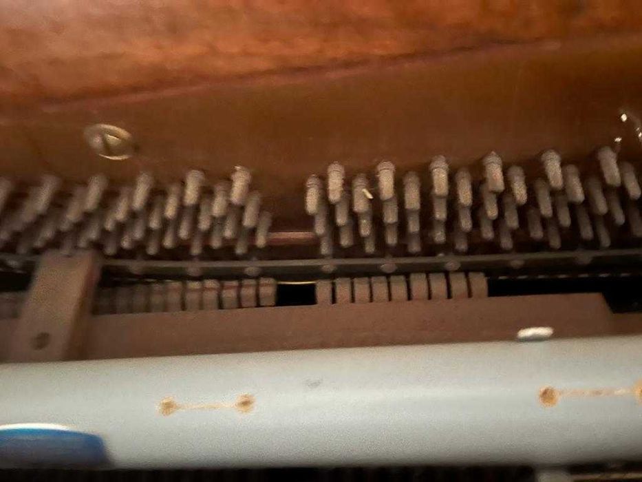 Pianino marki Sternberg