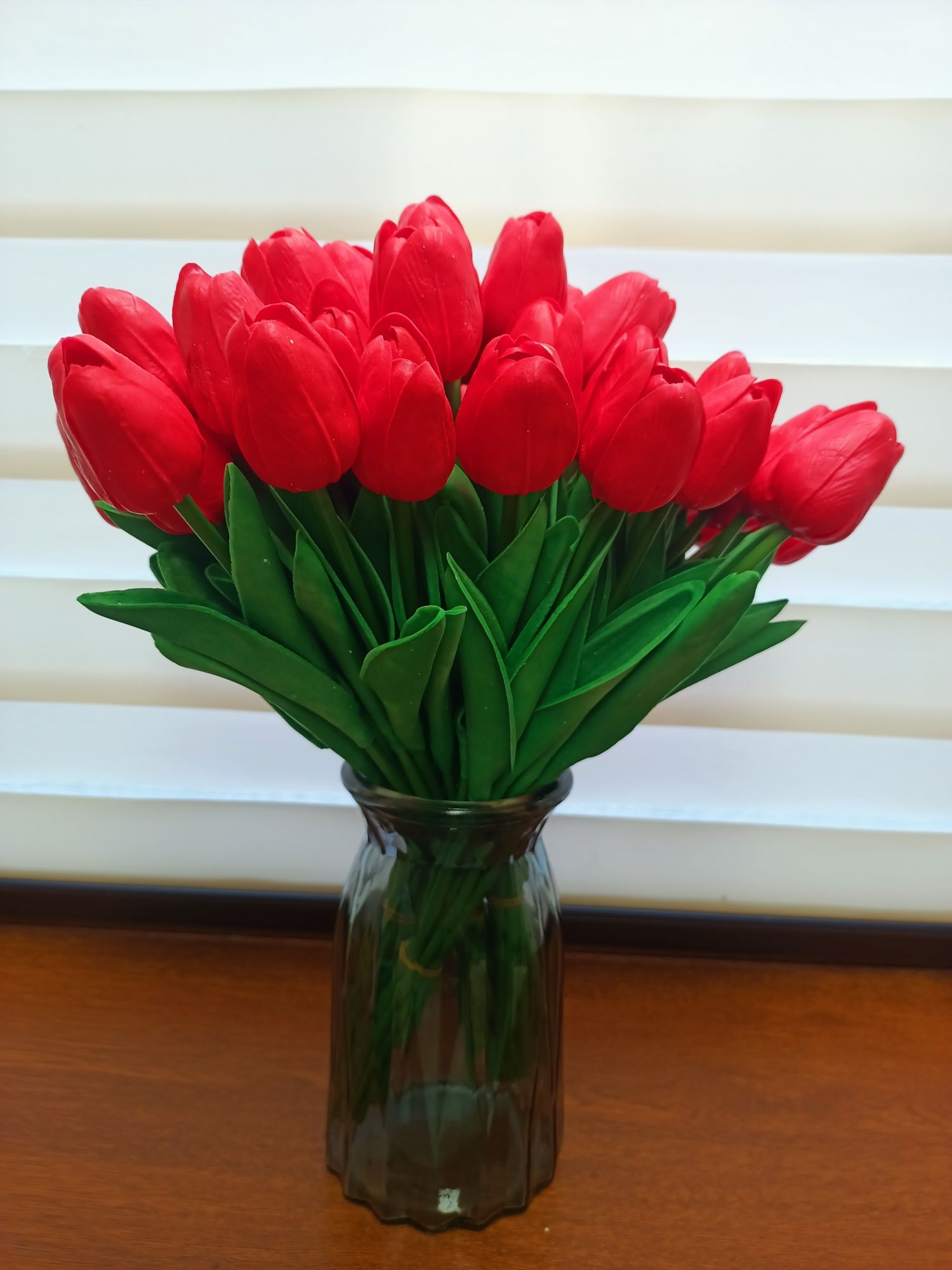 Штучні квіти тюльпани