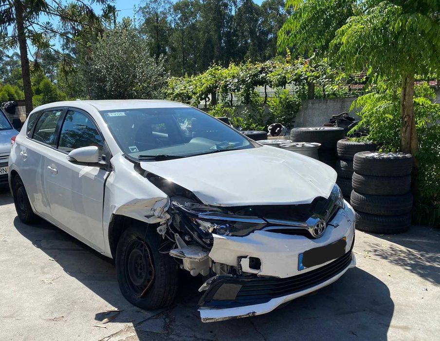 Toyota Auris de 2018 - para peças