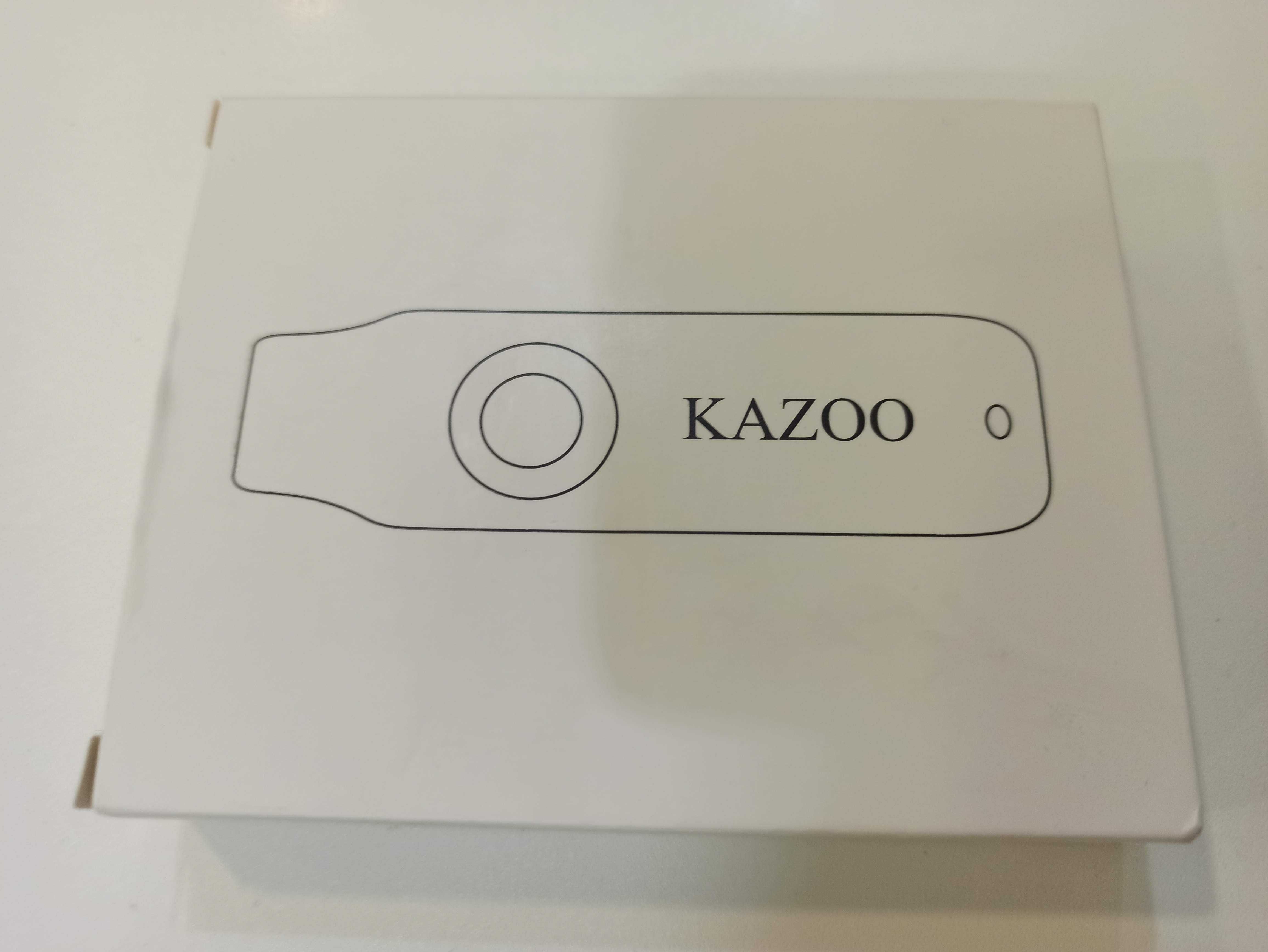 Instrumento musical de sopro Kazoo em madeira