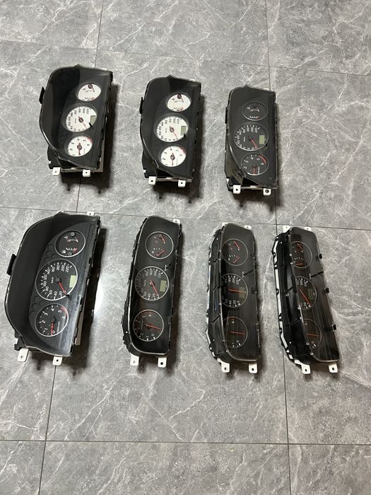 Щиток приборов (приборная панель) Nissan X-Trail T30 28188EQ300