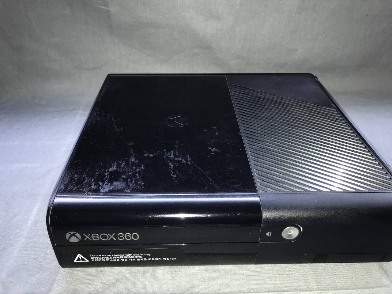 Продам xbox 360 e