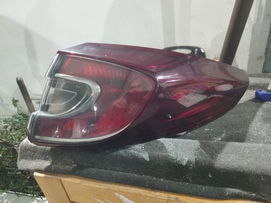 Farolim traseiro Renault Megane III ( lado direito)