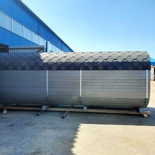 Квадро-Баня 600 х 220 см серая, козырёк над входом, двери стеклянные.