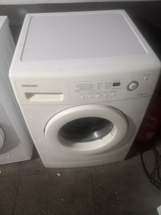 Maquina de lavar roupa 6kilos
