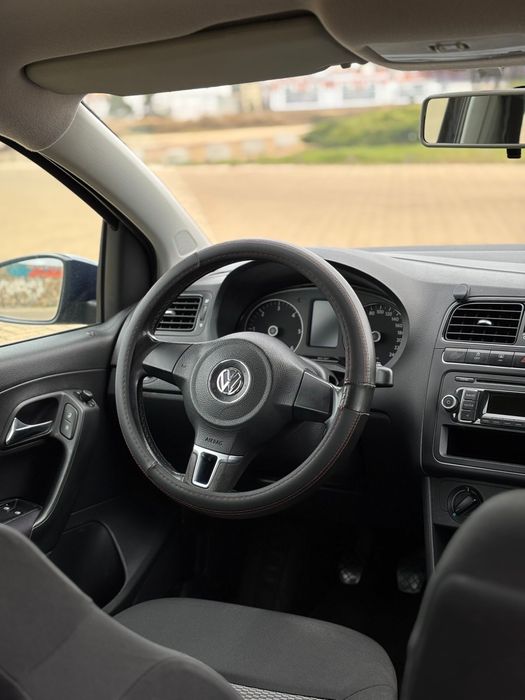 Vendo VolksWagen Polo