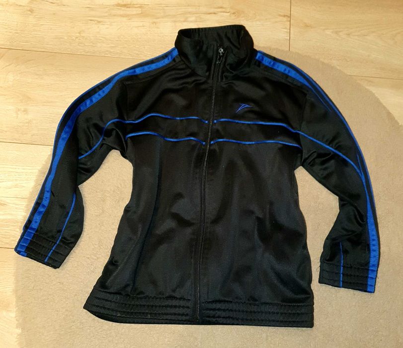 Chłopięca bluza sportowa od Dutchy