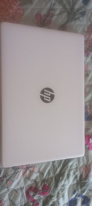 Used Notebook with 15.6-inch Display64283912809473121