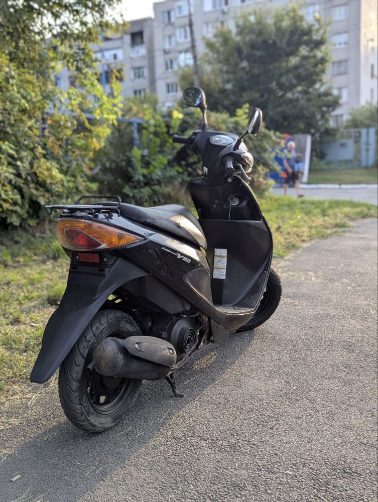 Suzuki Adress v50 2015 рік