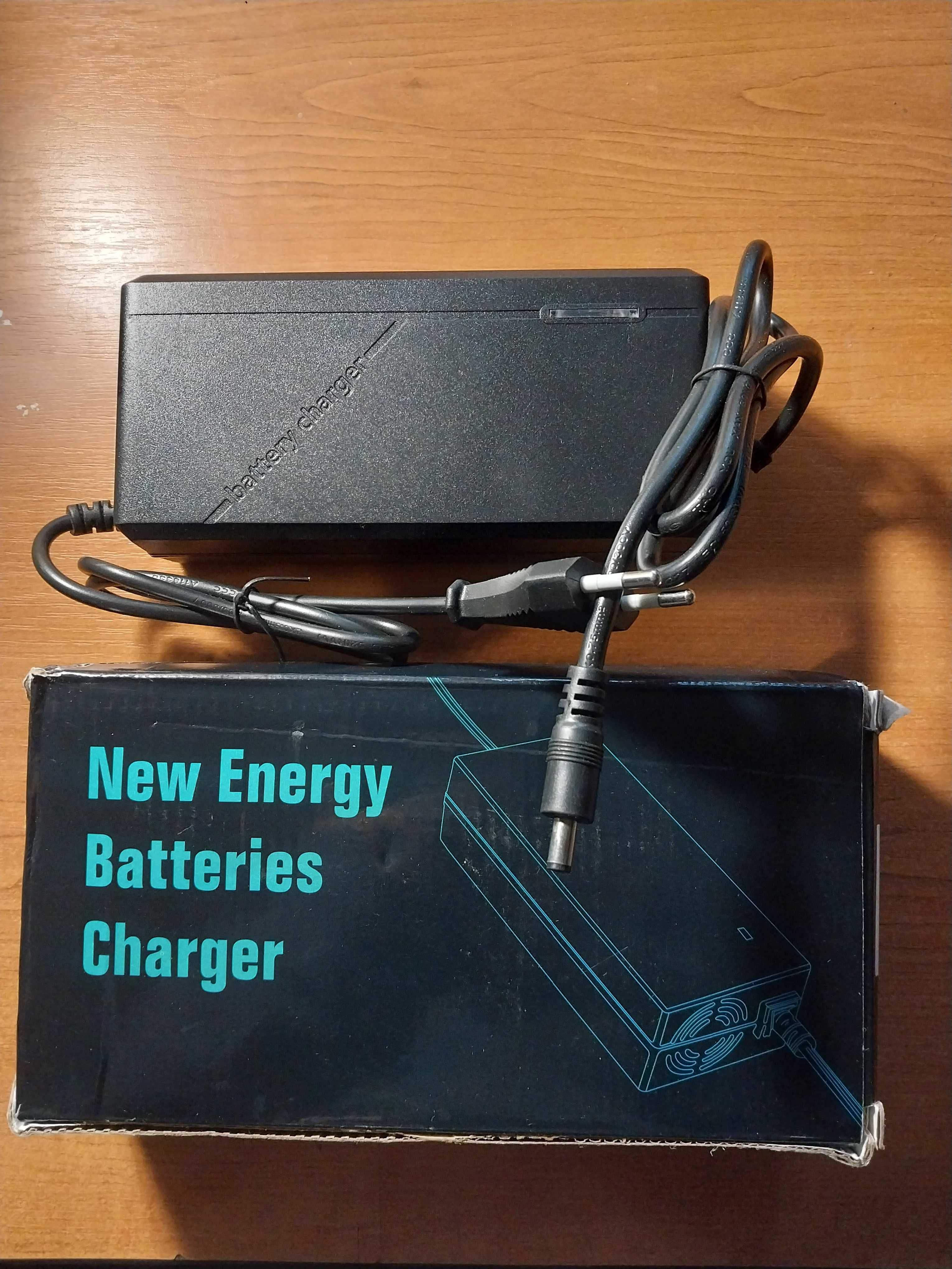 Блок живлення, зарядное 3S 12.6V/10A