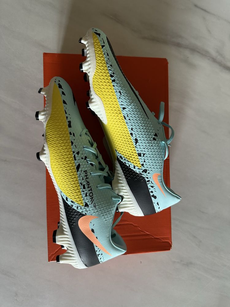 Korki Nike PHANTOM GT2
