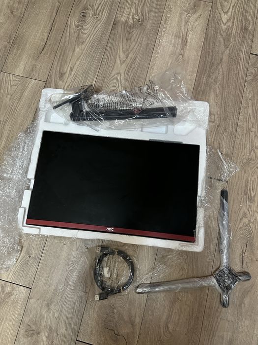 Продам монітор AOC G2590VXQ 2019 року ігровий стан як новий