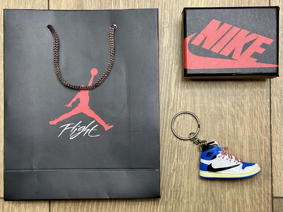 Mini but brelok Nike Jordan + pudełko i torba prezentowa