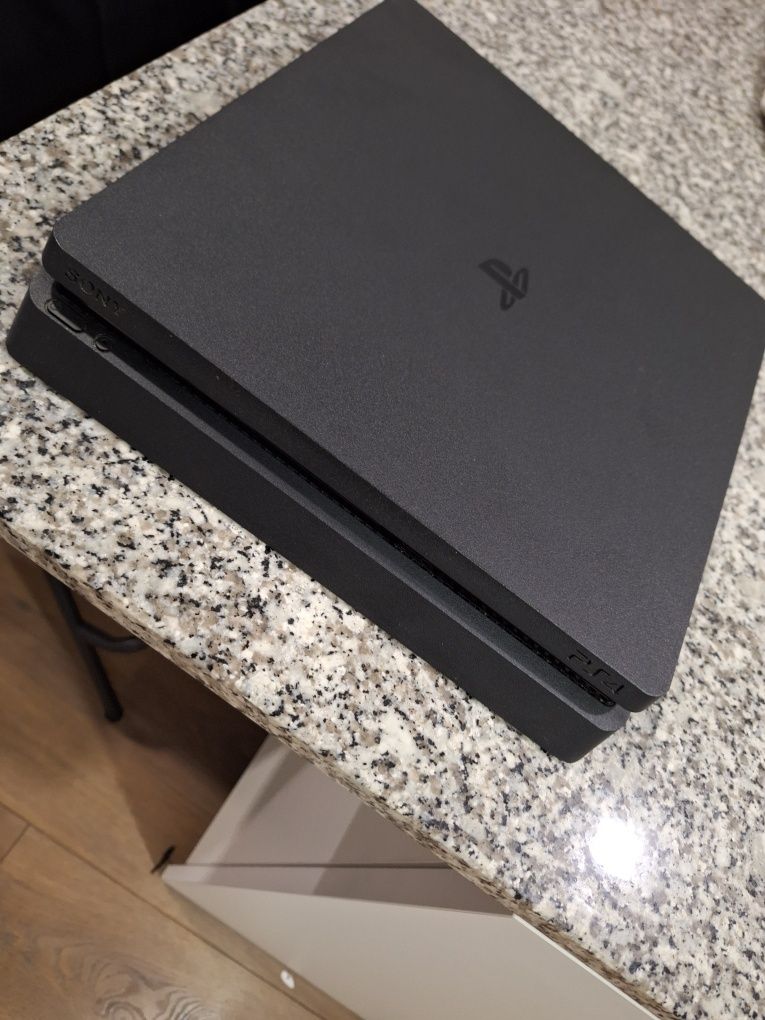Ps4 com 2 comandos