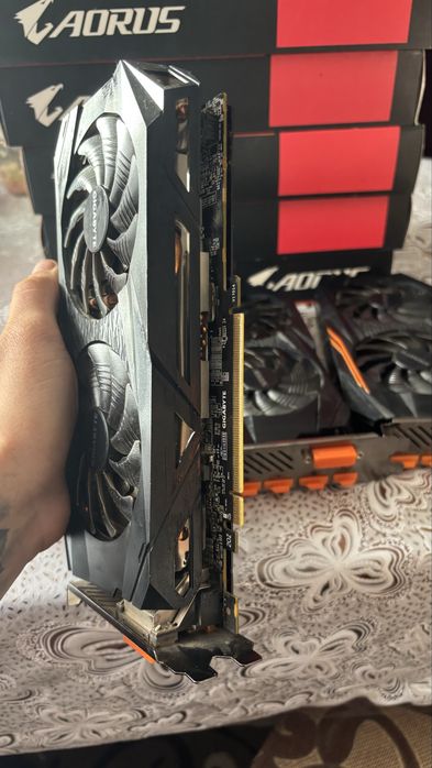 aorus rx570 4gb gigabyte
