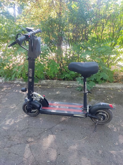 Продам электросамокат kugoo m4