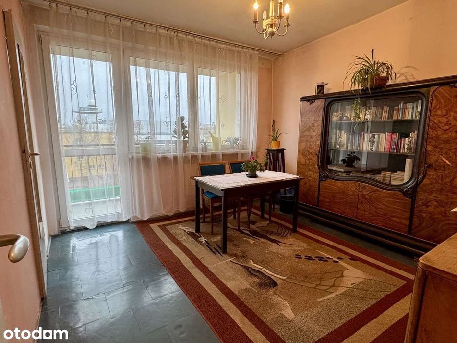 Mieszkanie do remontu w centrum Grodziska Maz.