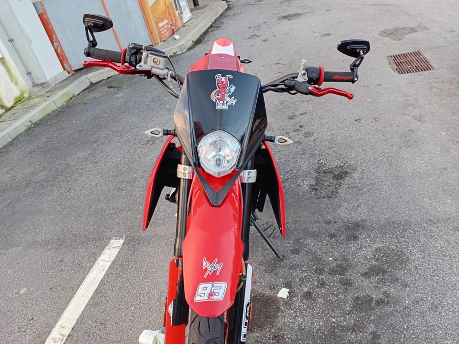 UM DSR 125 com 17mil kilometros