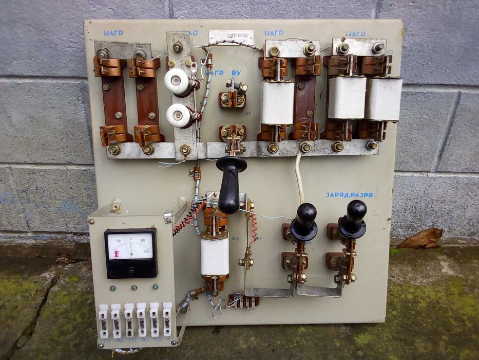 Щит батарейный ЩБ-2 (для аккумуляторных батарей)